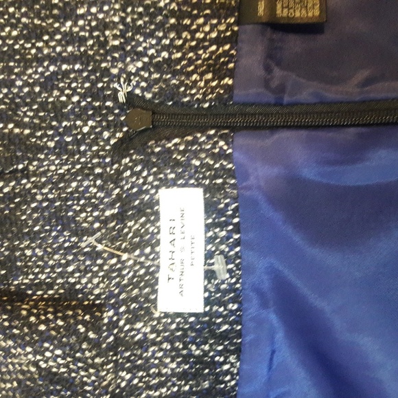 Tahari skirt - Picture 4 of 5